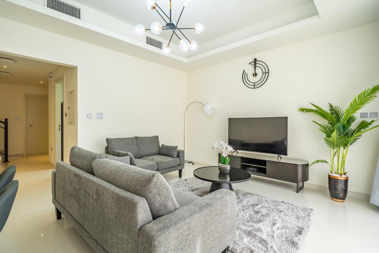 Primestay - Damac Hills 2 Aster Villa Dubai Eksteriør billede