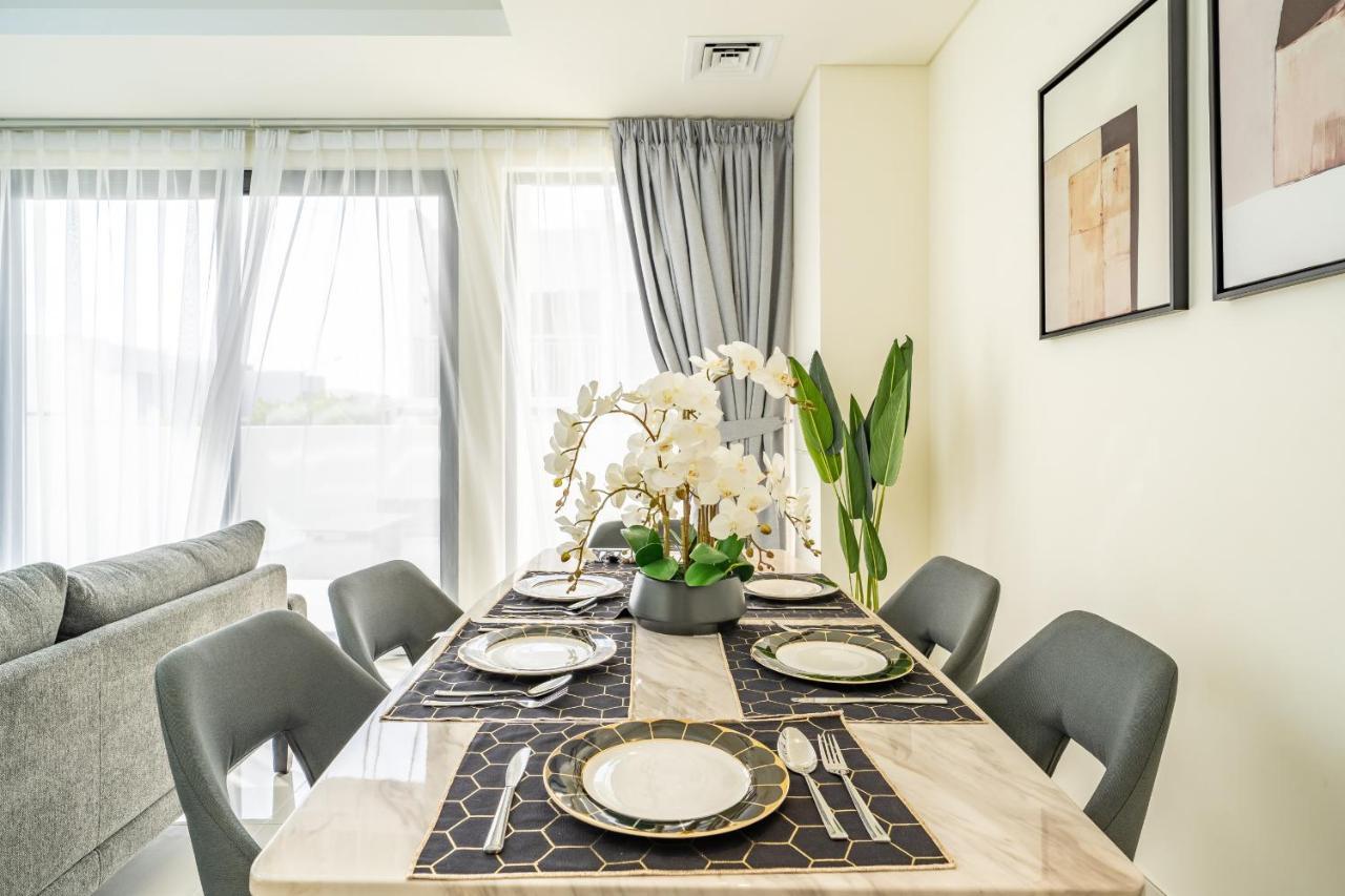 Primestay - Damac Hills 2 Aster Villa Dubai Eksteriør billede