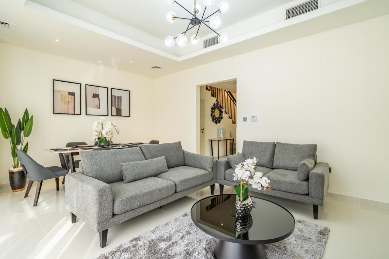 Primestay - Damac Hills 2 Aster Villa Dubai Eksteriør billede