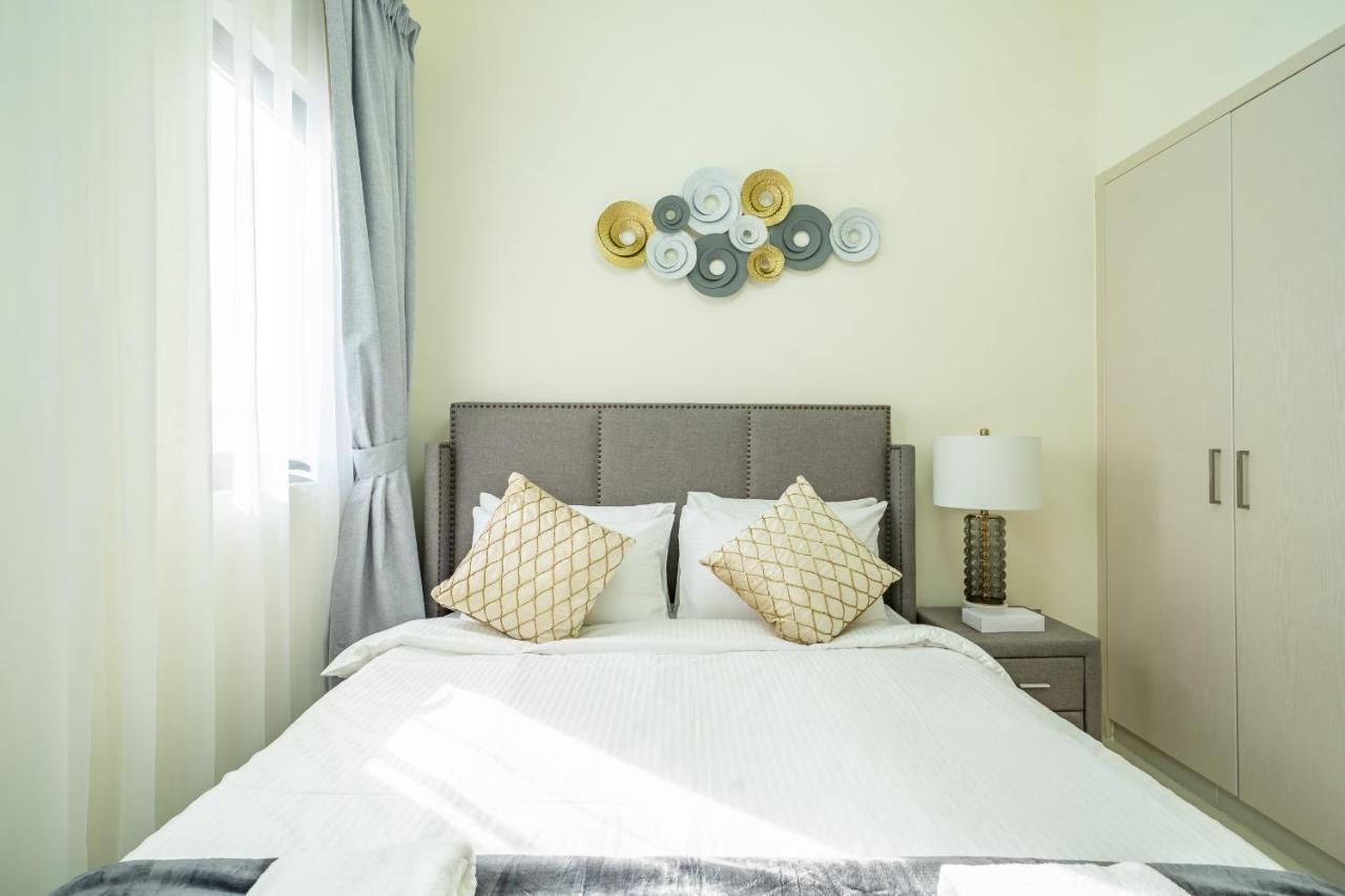 Primestay - Damac Hills 2 Aster Villa Dubai Eksteriør billede
