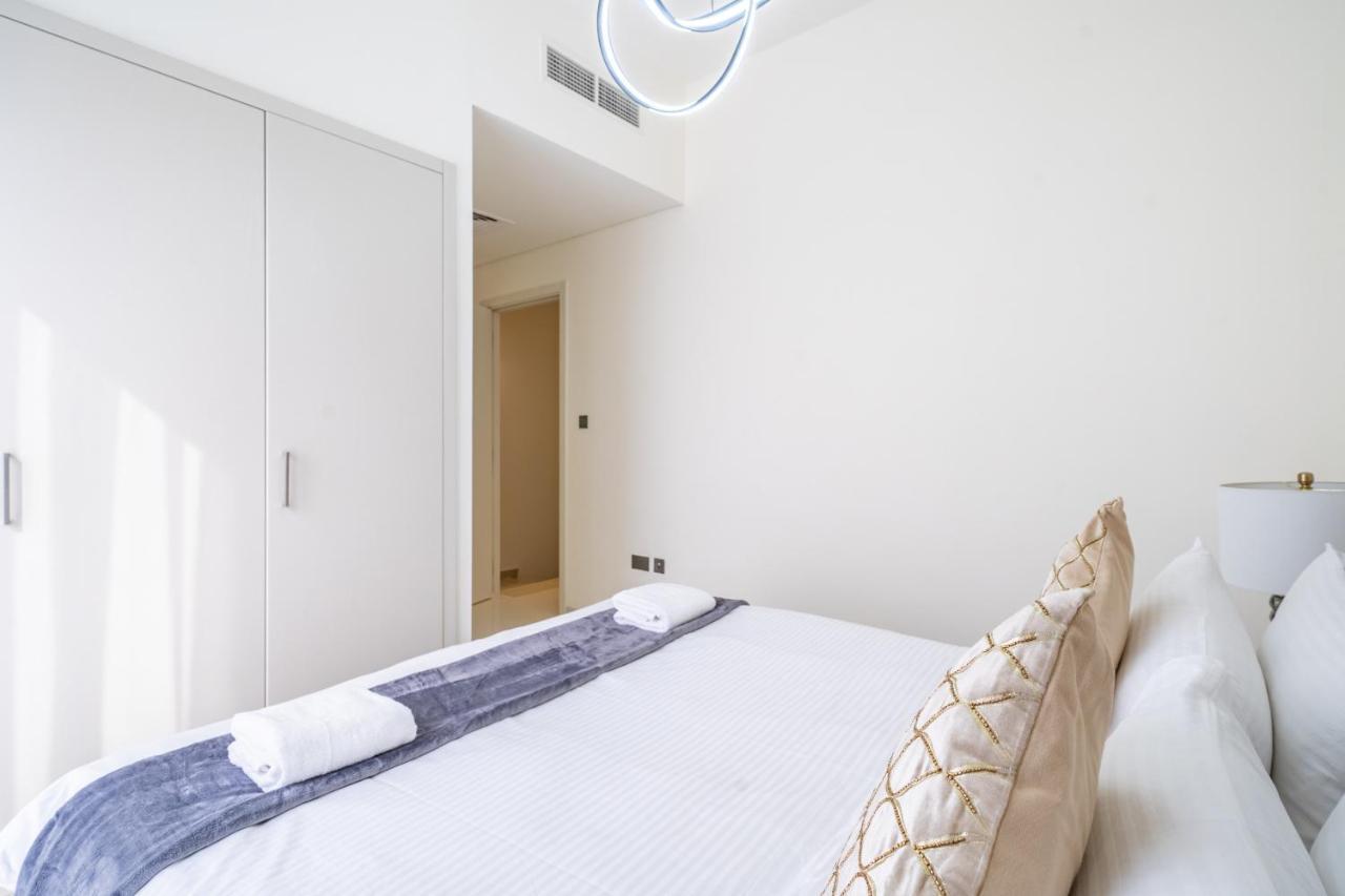 Primestay - Damac Hills 2 Aster Villa Dubai Eksteriør billede