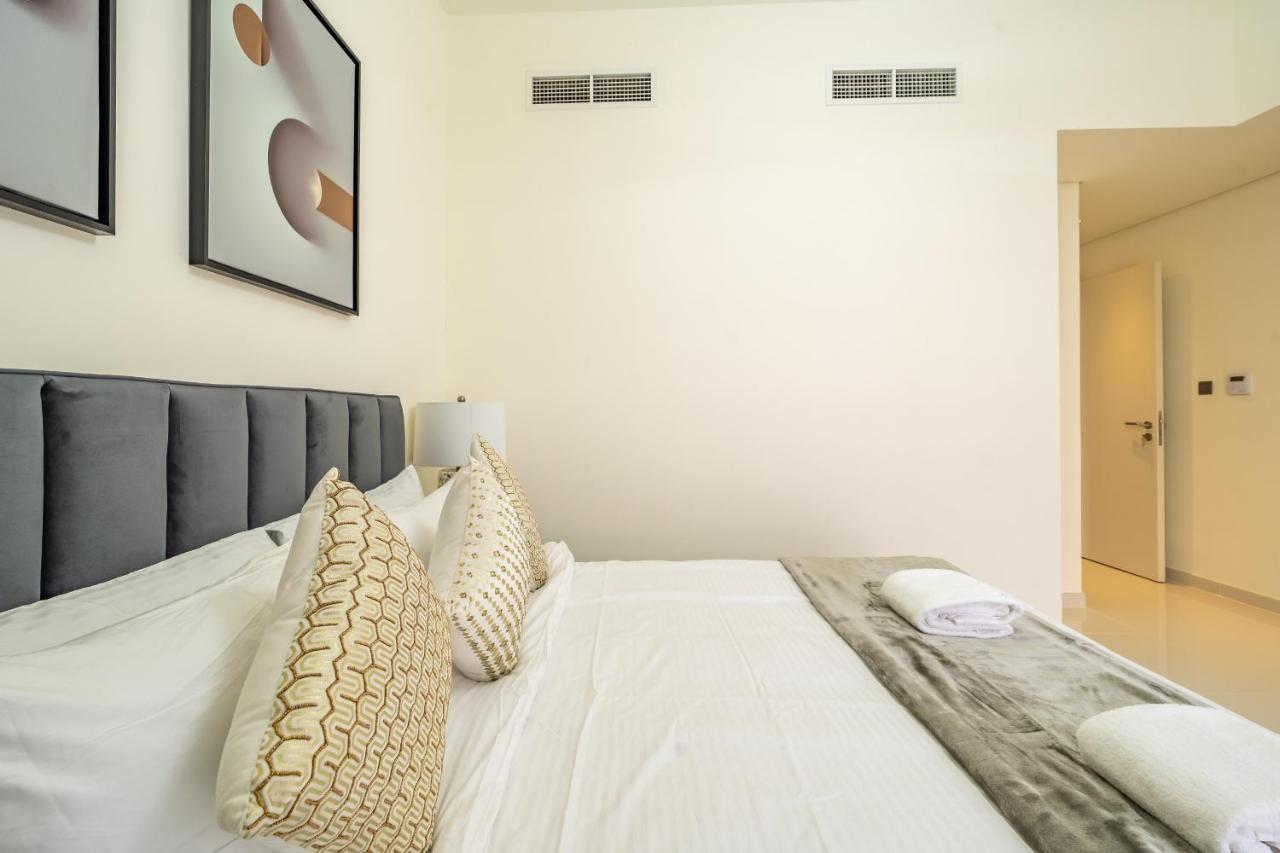 Primestay - Damac Hills 2 Aster Villa Dubai Eksteriør billede